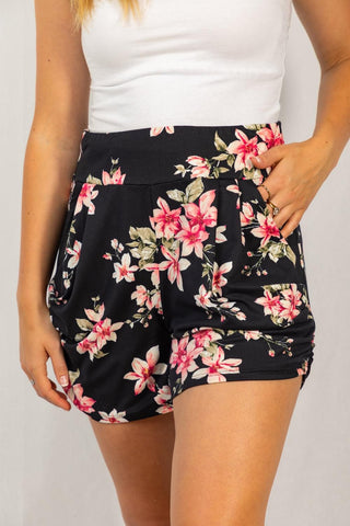 2X ONLY Flaunt it in Floral Shorts in pink
